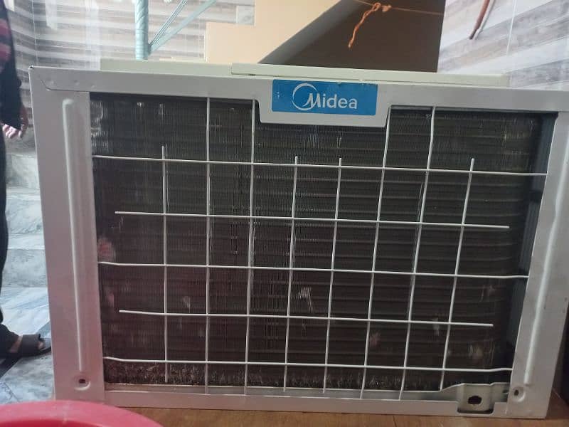 Good condition window AC. 0