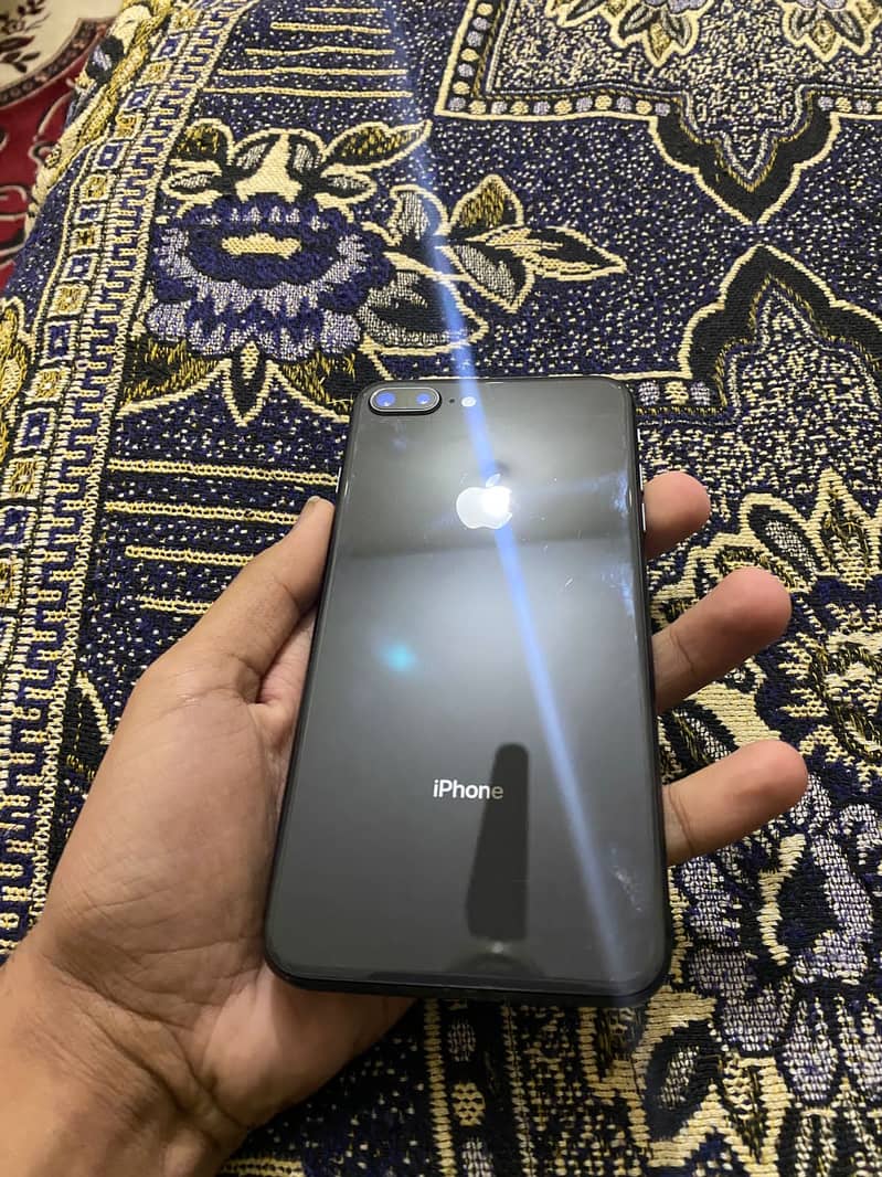 Iphone 8 plus 76% battery only serious buyer contact 0