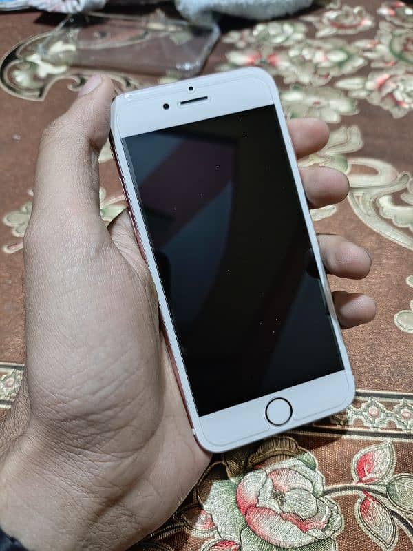 IPhone 6S 64gb for sale not oppo vivo infinix tecno Samsung redmi poco 0