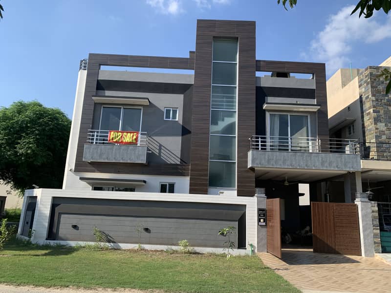 5 MARLA CORNER ON 50 FEET WIDE ROAD BRAND NEW HOUSE IS AVAILABLE FOR SALE 0