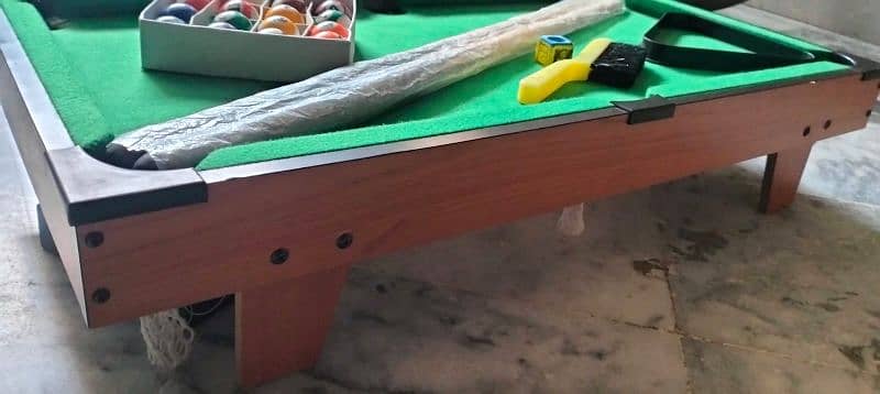 original snooker table size 14 x 26 original balls stone balls 5