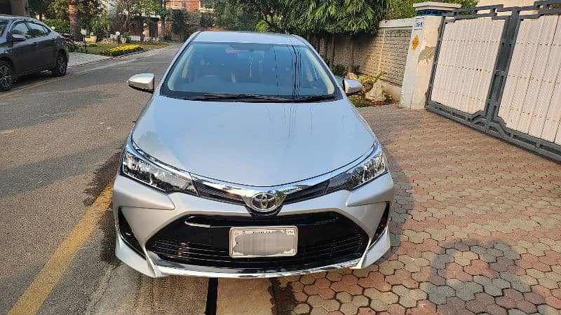 Toyota Corolla Altis X 2022-23 1