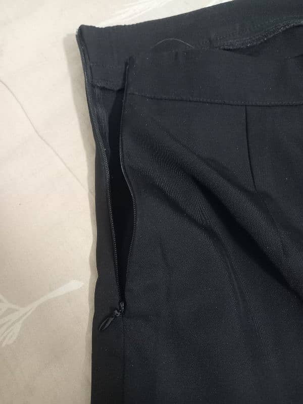 Imported preloved girls trouser and stylish hoodie 4