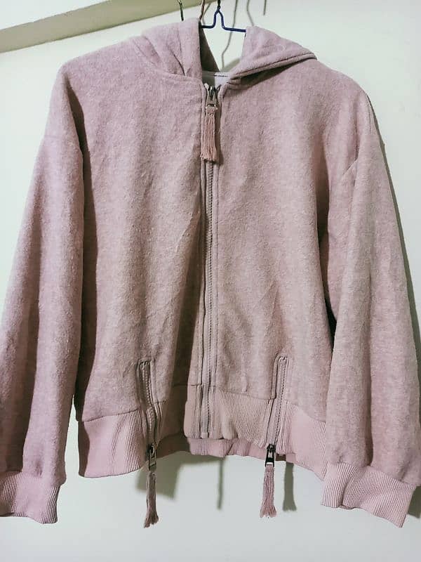 Imported preloved girls trouser and stylish hoodie 5