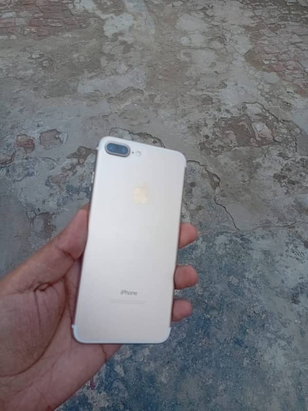 iphone 7 plus 128gb pta approved Only phone 0