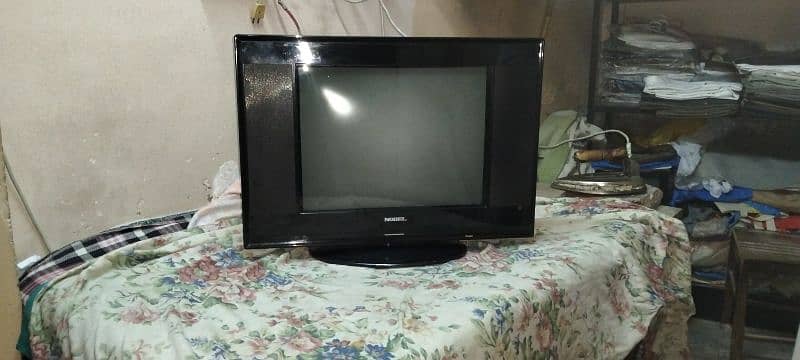 Nobel 21 inch TV 3