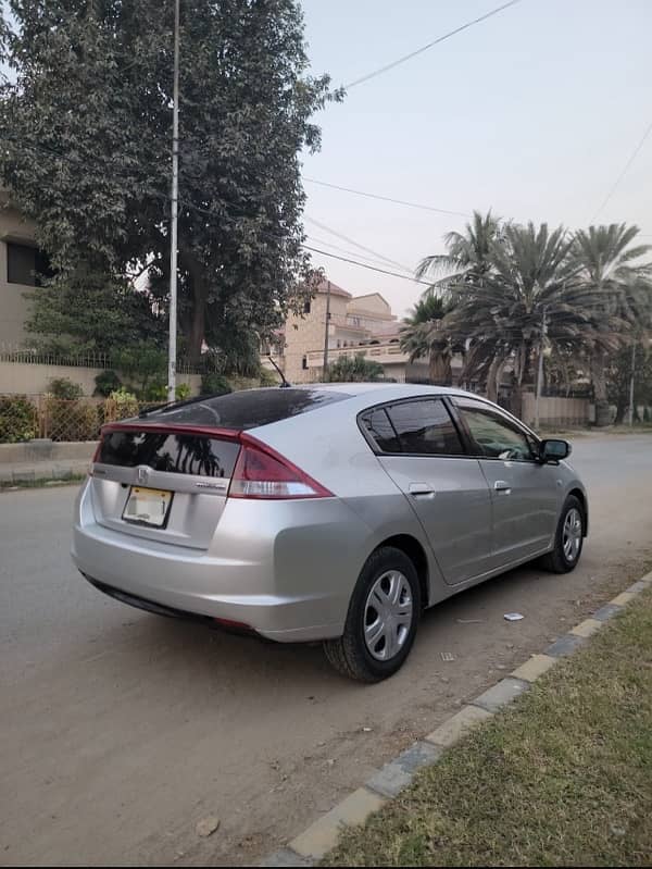 Honda Insight 2014/18 out class urgent sale 6