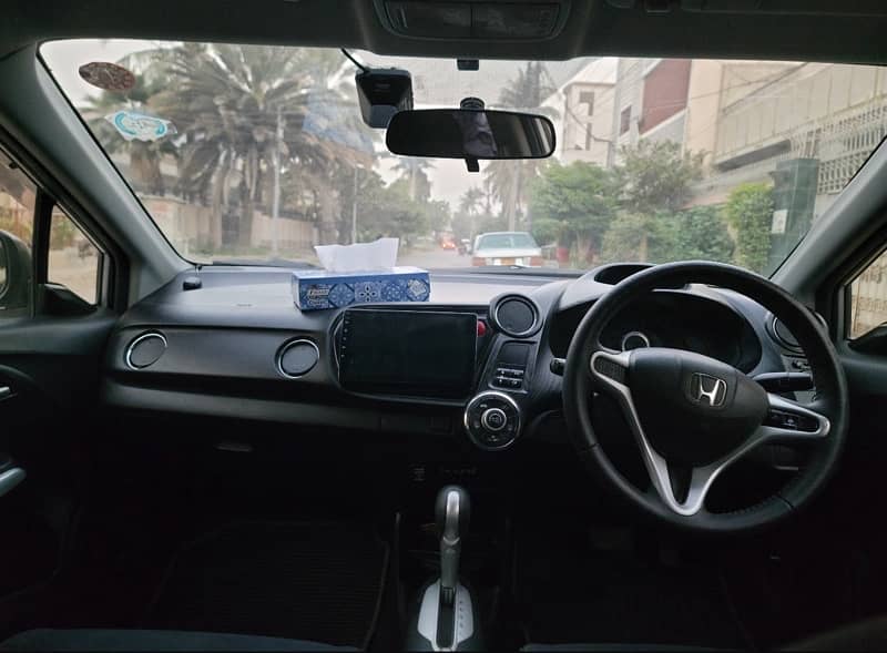 Honda Insight 2014/18 out class urgent sale 10