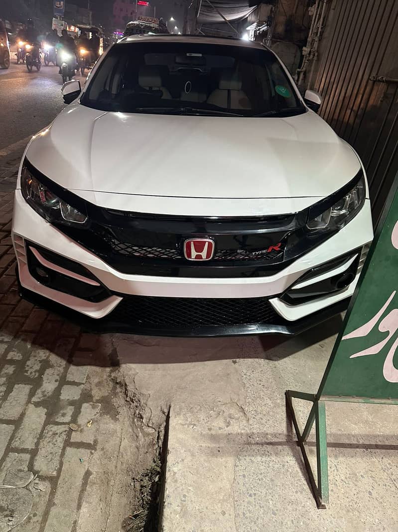 Honda Civic Oriel 2018 1