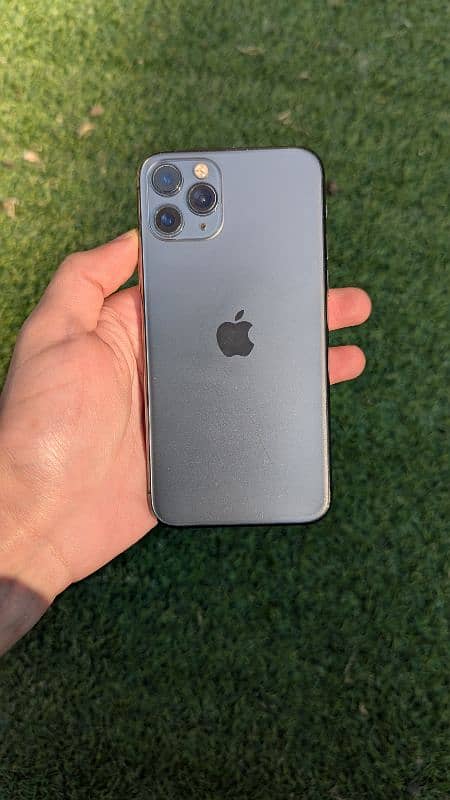 iphone 11 pro 0