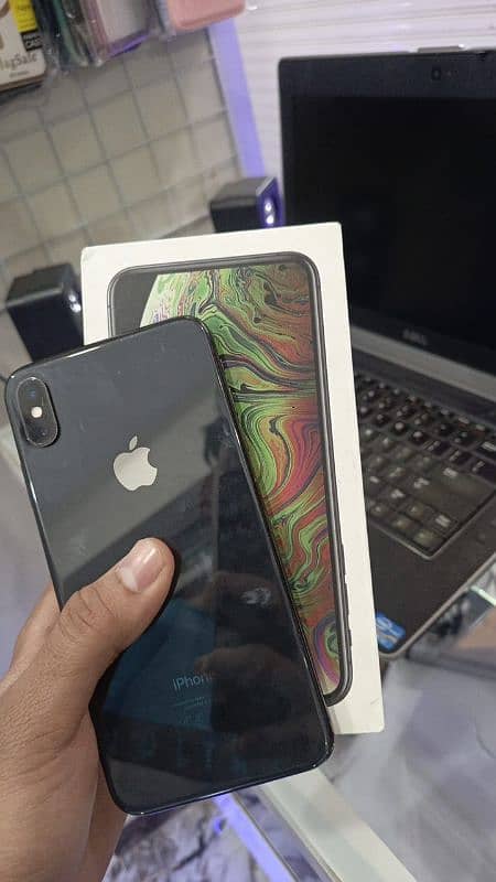 Iphone XS Max NON PTA 256 GB 0