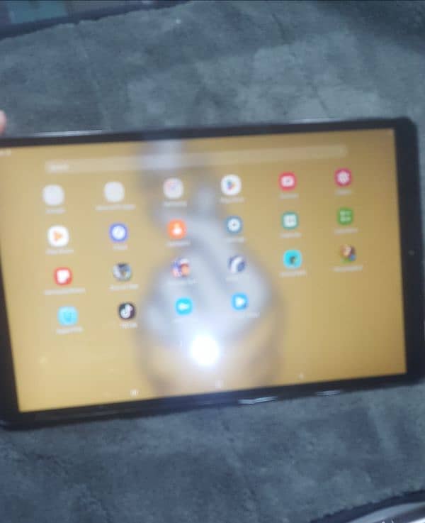 Samsung Tab A  size 10.1 inch 2gb ram 32gb memory condition 10/9 0