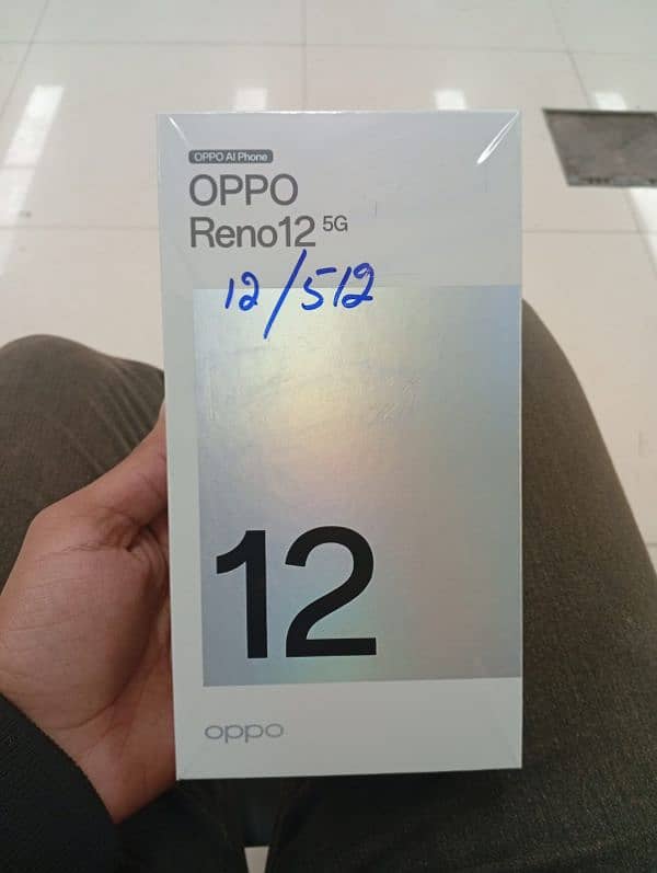 Oppo Reno 12 5g ( 12gb 512gb ) just box open . . Non Active 2