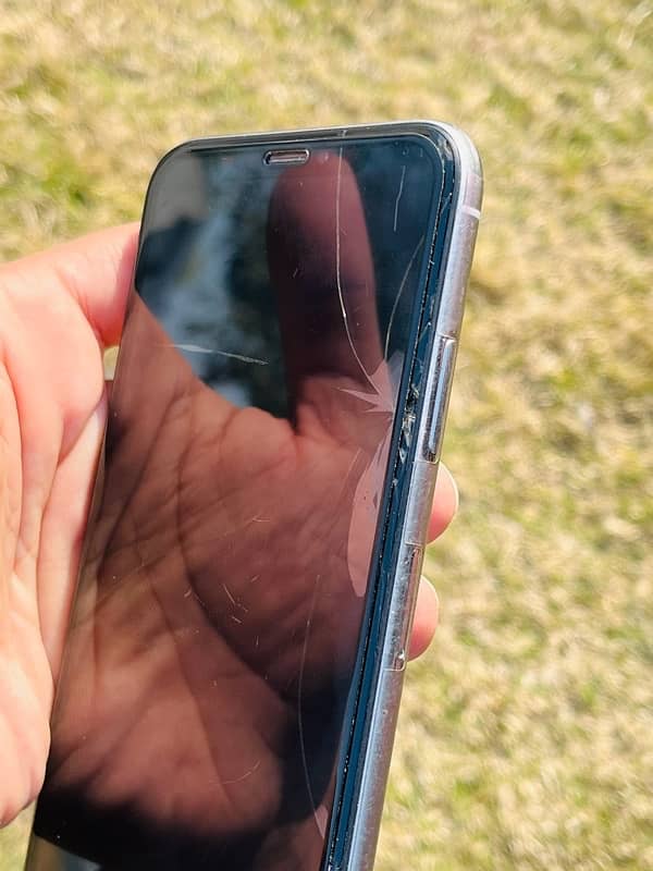 IPHONE X Non PTA 64gb. 7