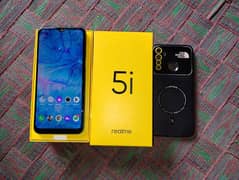 realme 5i box h condition 10 by 8 h no flaut 4 : 64 ram