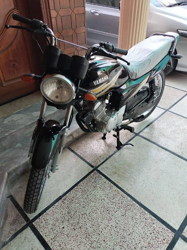 Yamaha 125YBZ 2019 model look like new 1