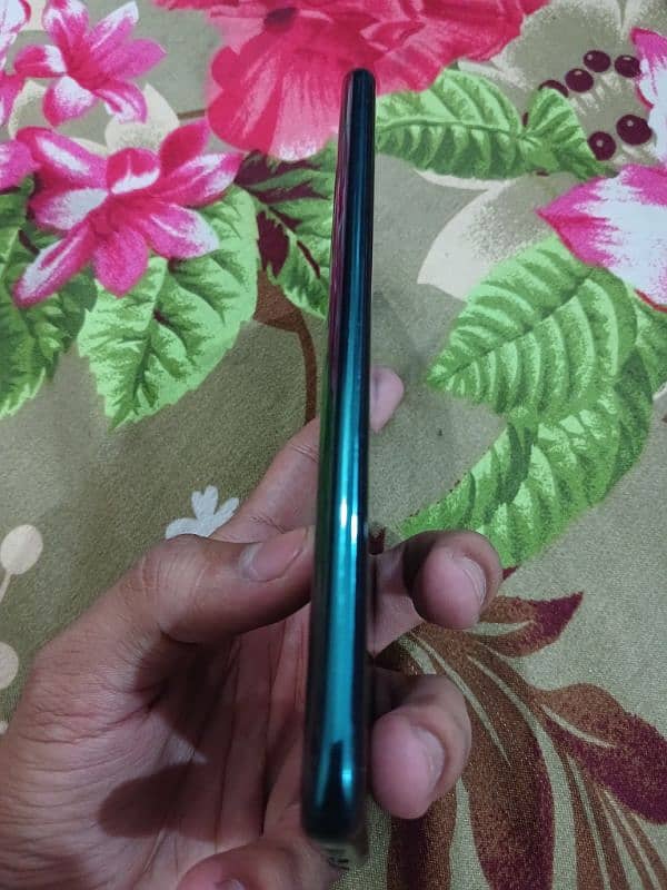 Huawei Y9 Prime 4