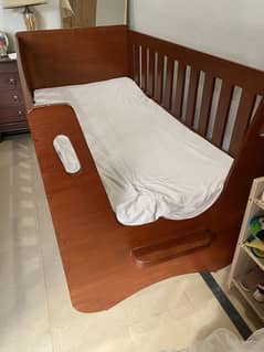 Kids bed full size with mattress