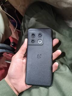 OnePlus 10pro non pta 8 /128 black colour back crack ha