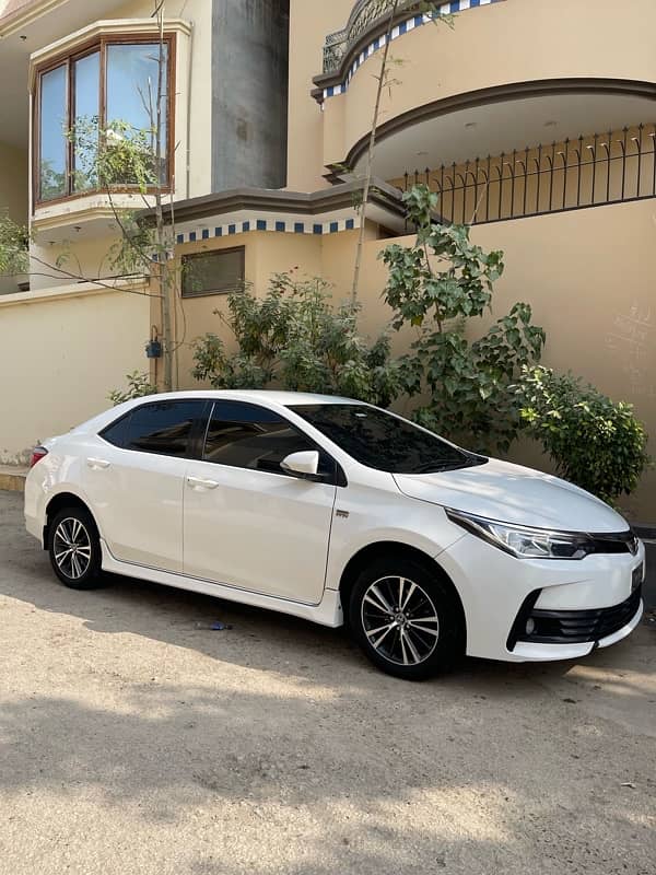 Toyota Corolla Altis 2019 1