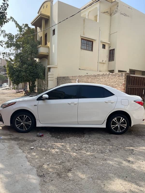 Toyota Corolla Altis 2019 5