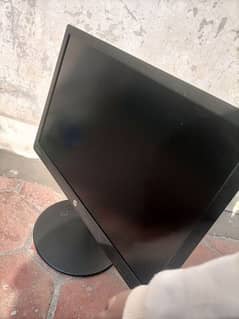 24Inch Monitor - HP E242 Model