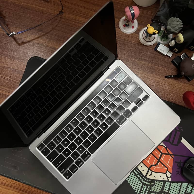 Apple Macbook Pro M1 2020 4