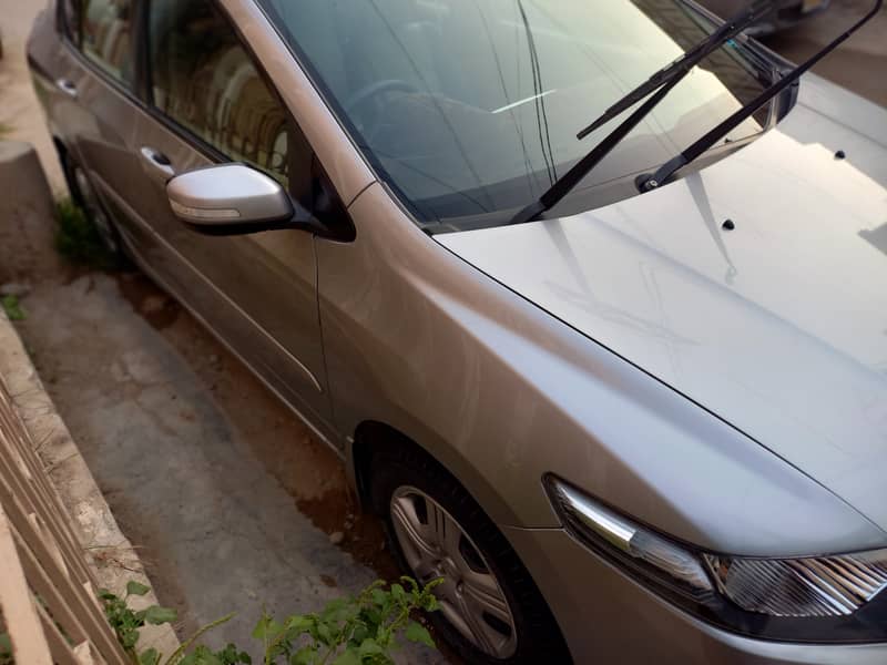 Honda City auto IVTEC 2018_19  full original like new genuine milage 3