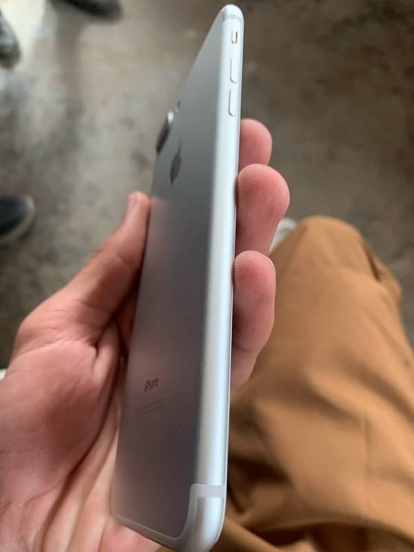 i phone 7 plus for sell 3