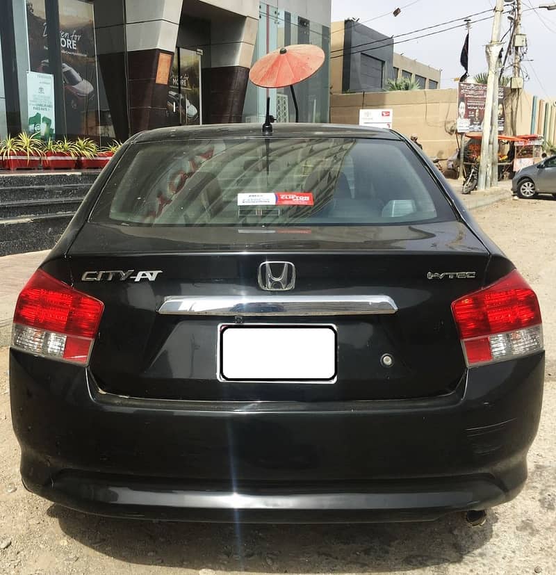 Honda City IVTEC Model 2011 - Automatic 3