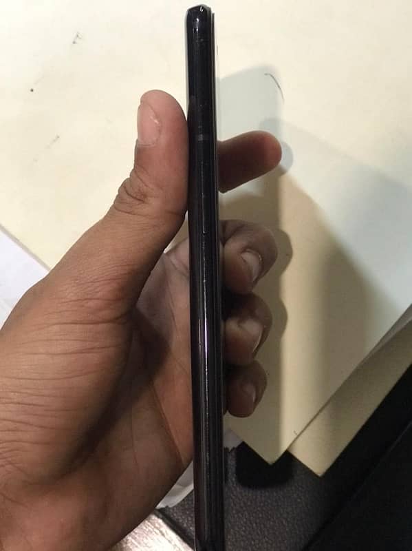 urgent sell Oneplus 6T 3