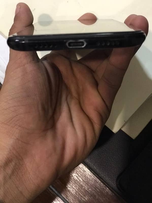 urgent sell Oneplus 6T 5