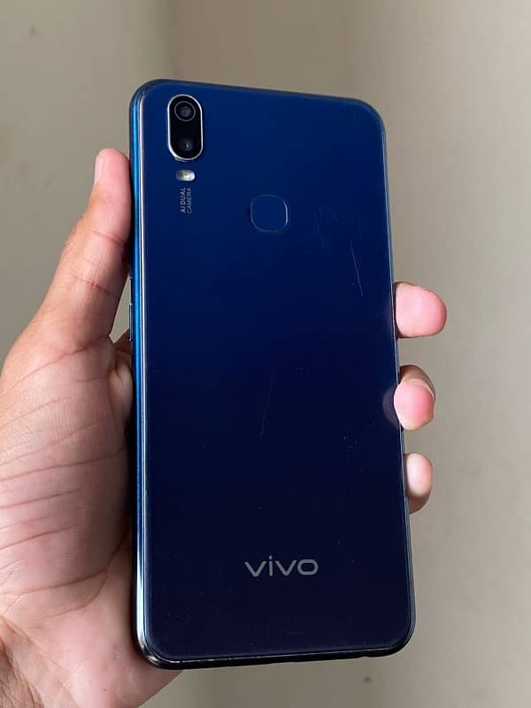 Vivo Y11 6