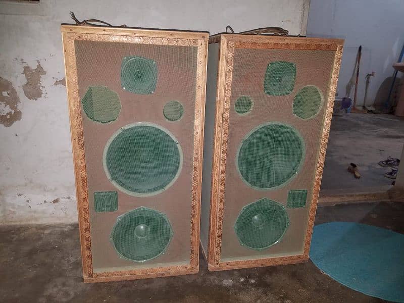 Speaker & Amplifier 4