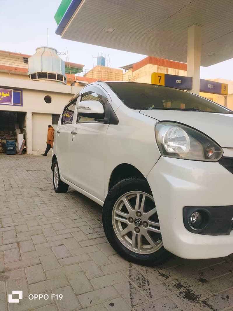 Daihatsu Mira 2015 1