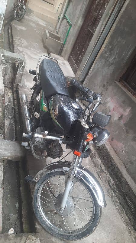 I amselling my honda cd70cc bike 2