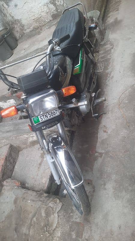 I amselling my honda cd70cc bike 5