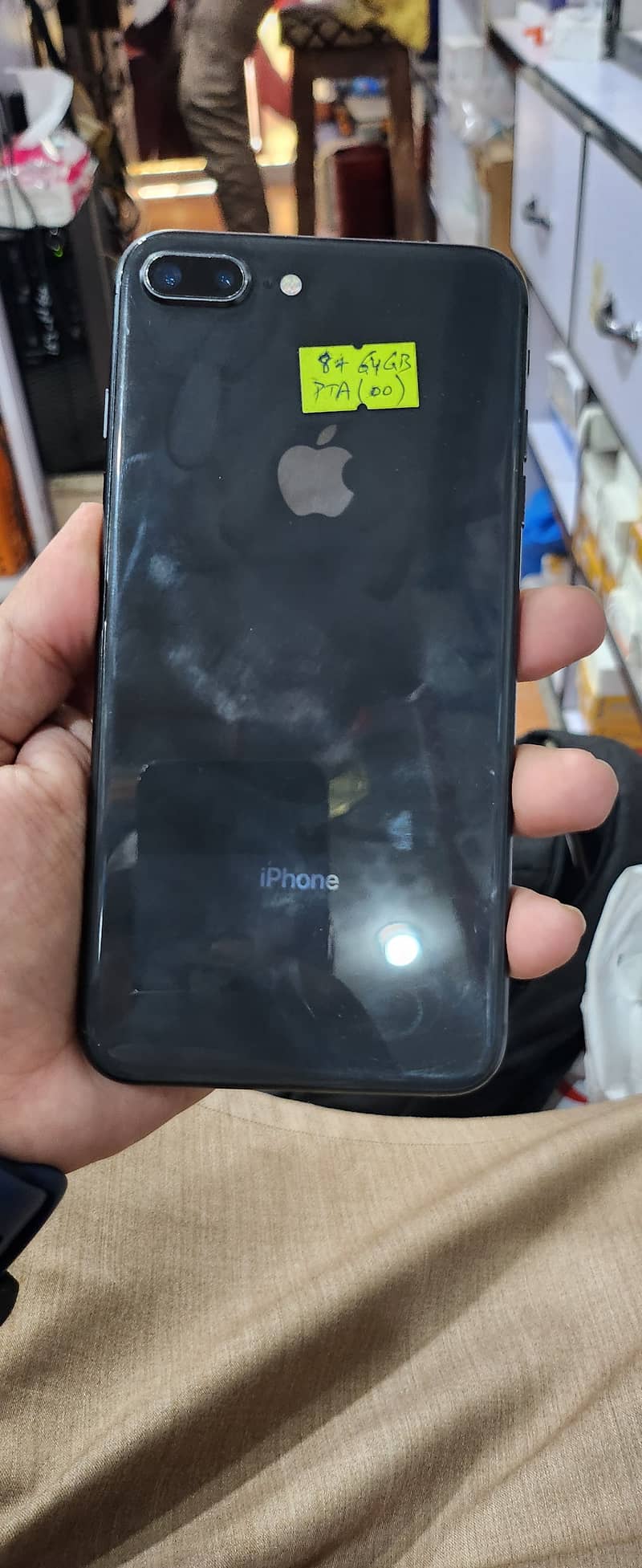 Apple iPhone 8 Plus 0