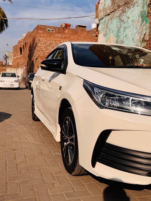 Toyota Corolla Altis 2020 1