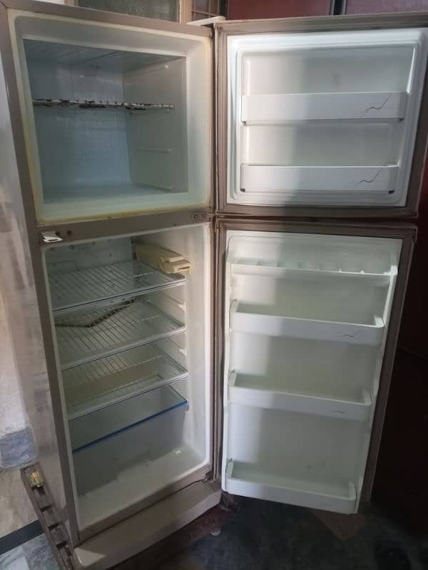 Dawlance  fridge 7