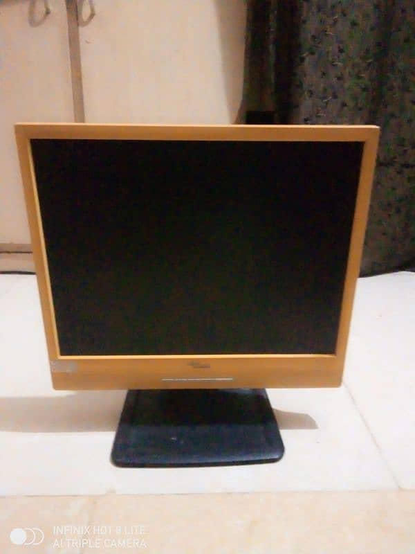 23"inch branded lcd 0