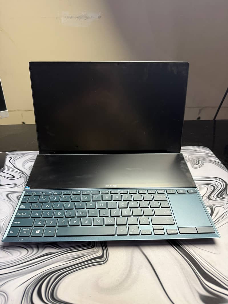 ASUS zenbook duo brand new condition 2