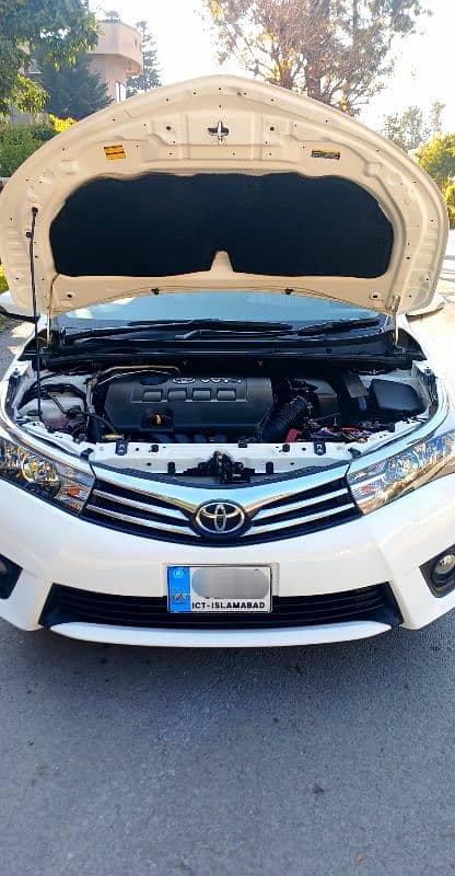 Toyota Altis Grande1.8 2014 16