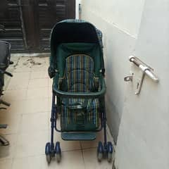 buy from UK Mamas Papas Pram used 4,5 times only