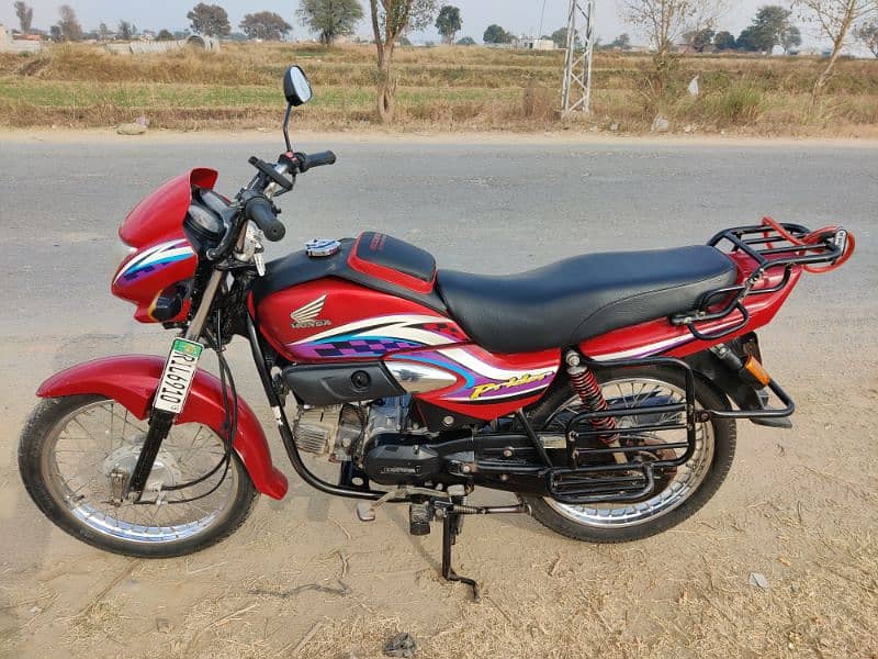 Honda Pridor 2015 Model 6