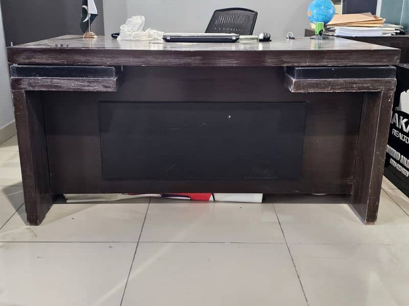 Executive table with side table available for sale 0