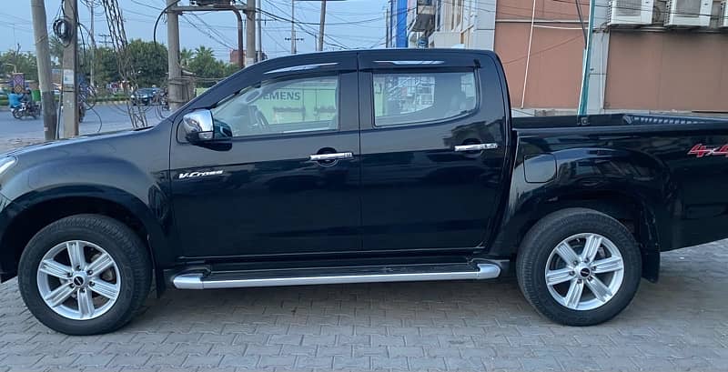 Isuzu D-Max 2019 4