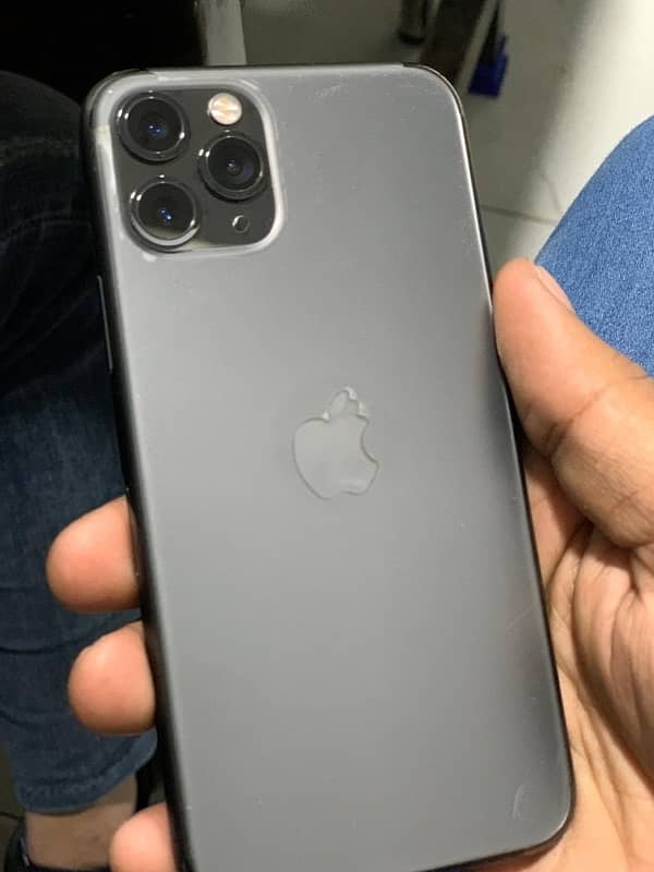 iphone 11 pro 256gb hai all ok hai 0