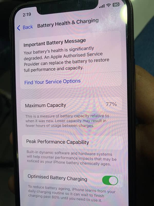 iphone 11 pro 256gb hai all ok hai 6