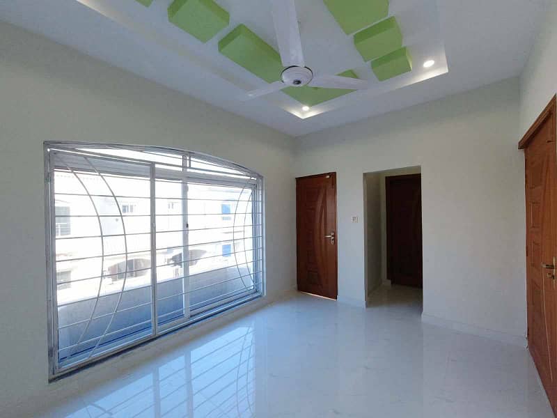 5 Marla Ground Portion For Rent in Gulraiz With All Facilites 7